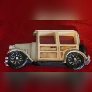 Classic Cream and Tan Model Car Picture Frame